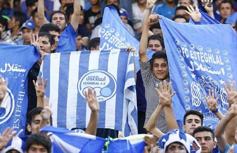 حواشی بازی استقلال خوزستان – استقلال تهران / طعنه جدید استقلالی ها به دروازه بان پرسپولیس