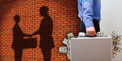 فساد آبی و قرمز ندارد