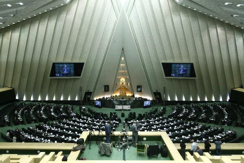 چرا مجلس از انتشار تعداد سفرهای خارجی نمایندگان خودداری می کند؟