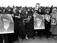 نقش زنان در به ثمر رسیدن نهال انقلاب اسلامی ایران
