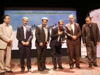 تجلیل از فرماندار و رئیس اداره ارشاد میانه به عنوان مدیران مسجد محور آذربایجان شرقی