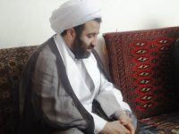 مسئول دفتر نمایندگی ولی فقیه سپاه میانه با خانواده روحانی شهید احد کیانی دیدار کرد