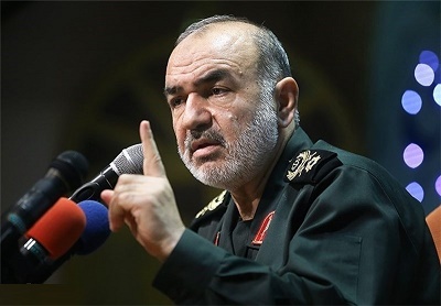 سردار سلامی: امام خامنه‌ای یک‌تنه مقابل توطئه‌های دشمنان ایستاده‌ا‌ند/در معرض جنگی تمام عیار هستیم