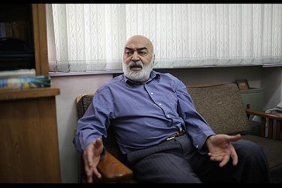 روایت سیاسی ترین پزشک ایران از گذشته ناخوش احوال «نام های آشنا»/میرحسین و دوستانش، برایم زن آمریکایی گرفتند/منتظری خودش هم می گفت اینکاره نیست/ پدر ابتکار در پی حذف محیط زیست بود
