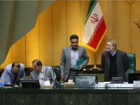 از تذکر «لاریجانی» به دانش آموزان تا داغ دل «امیری»!/وقتی چوب خط ۵۰ نماینده پُر می‌شود