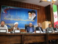 فرمند: جناب وزیر بیکاری پدر ما را در شهرستان میانه درآورده است/ شیویاری: کارگران پول ویزیت و دارو را ندارند
