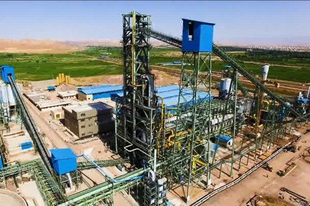 واگذاری «خدمات مشاوره راهبری»، «ایاب و ذهاب» و «احداث دیوار» فولاد میانه به پیمانکار