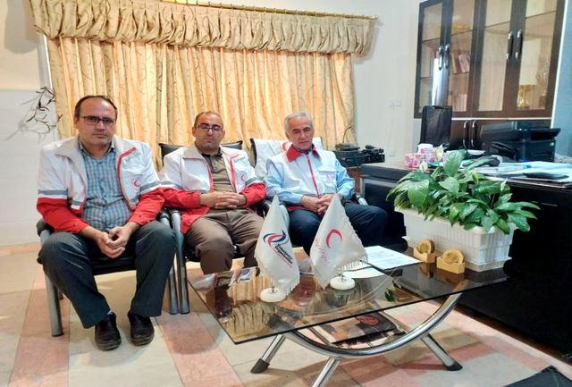 کمک ۲۲۰ میلیون ریالی۳ خیر میانه ای به سیل زدگان کشور
