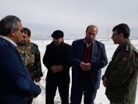 مدیر کل بحران استان در بازدید از مناطق برفگیر شهرستان میانه، از ورود یک فروند بالگرد جمعیت هلال احمر برای امدادرسانی به روستاهای در محاصره برف استان خبرداد